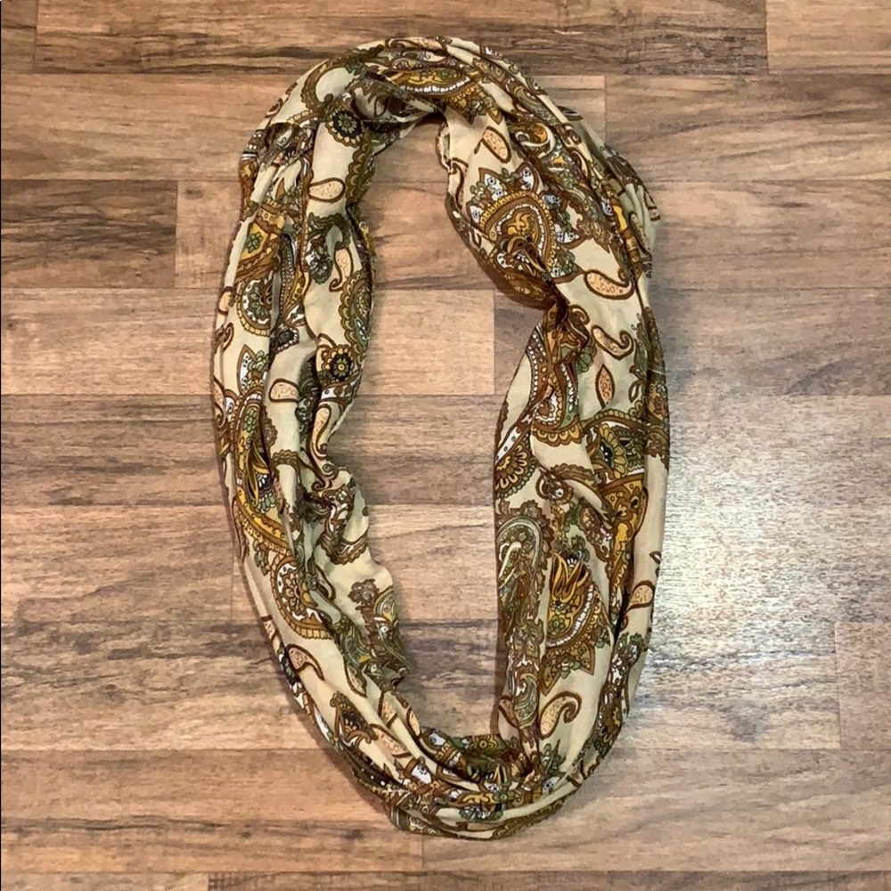 Infinity scarf - Picture 1 of 5